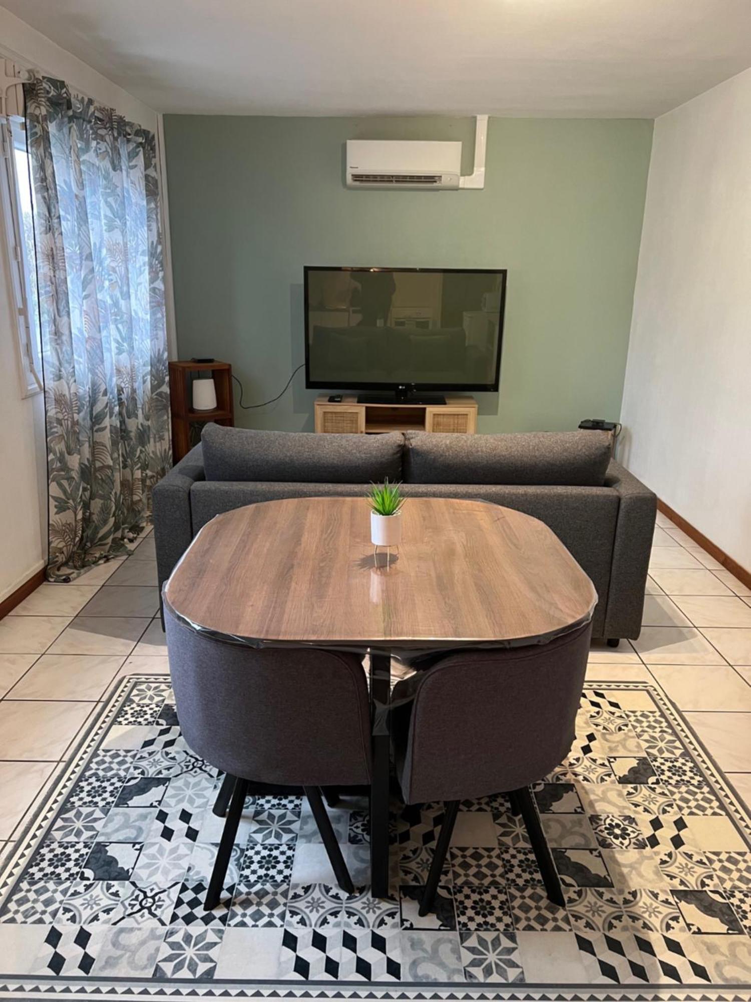 Appartement T2 Cosy Saint-Éloy-les-Mines 외부 사진